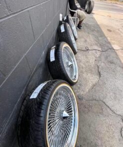 22" Dayton Wire Wheel for sale !!
22" Like new wire wheels W NEW 265/35/22