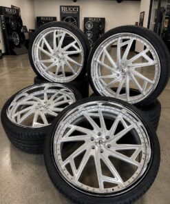 26s Rucci wheels lug 6